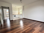 Wohnzimmer mit Küche