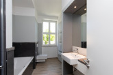 modernes Bad mit Wa.+Du. - Paulusviertel – Einzigartige 3-Zi.-Whg. mit Balkon + moderner Ausstattung in historischem Altbau!