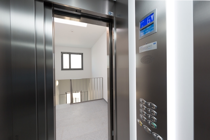 barrierefreier Zugang durch LIft