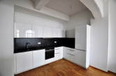 offene Küche mit EBK - Wohnen im Industriedenkmal! 5 Zimmer, Terrasse+Garten, EBK, moderne Ausstattung, …