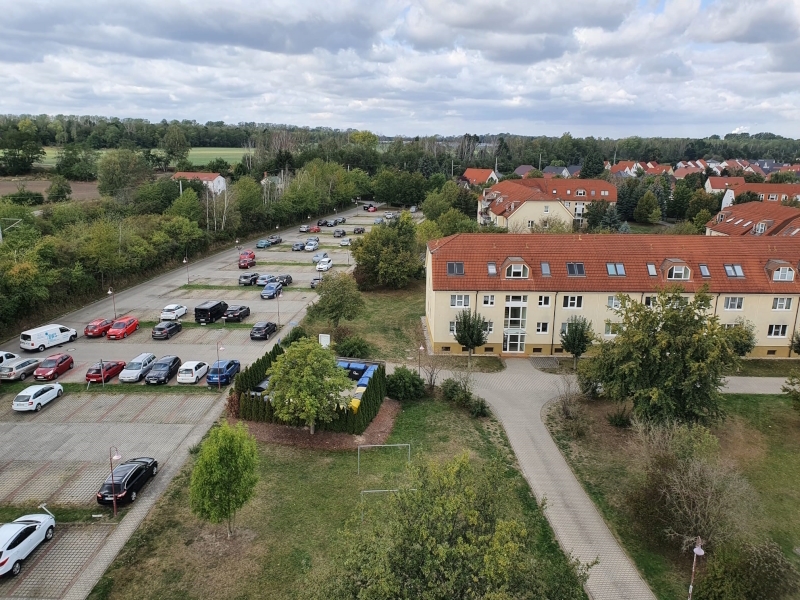 Ansicht Objekteigener Parkplatz