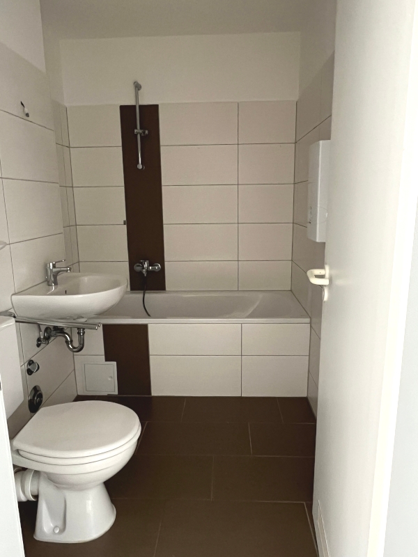 Bad mit Wanne