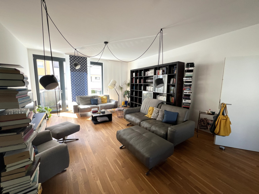 großzügige 4- Zimmerwohnung