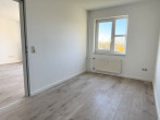 Schlafzimmer - Wohnen in ruhiger, grüner Lage – Schicke 2-Zi.-Single-Whg. mit Balkon!
