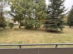 Ausblick Balkon - Geräumige 2-Zi.-Whg. mit Balkon u. guter Ausstattung in ruhiger, grüner Lage!