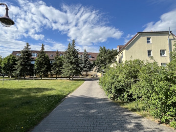 Geräumige 2-Zi.-Whg. mit Balkon u. guter Ausstattung in ruhiger, grüner Lage!, 04552 Borna, Erdgeschosswohnung