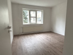 Schlafzimmer - Geräumige 2-Zi.-Whg. mit Balkon u. guter Ausstattung in ruhiger, grüner Lage!