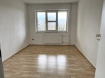 kleines Zimmer - Wohnen in ruhiger, grüner Lage: Geräumige 3-Zi.-Whg. mit Balkon u. guter Ausstattung!