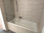 Bad mit Wanne