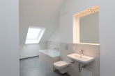 Bad mit Wanne - +++ Weißer Wohnberechtigungsschein erforderlich!!! 4-Zi.-Whg. in modernem Neubau +++