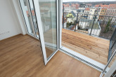 Balkon am Wohnzimmer - +++ Weißer Wohnberechtigungsschein erforderlich!!! 4-Zi.-Whg. in modernem Neubau +++