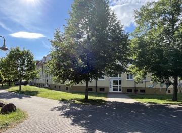 Wohnen in ruhiger, grüner Lage – Geräumige 3-Zi.-Whg. mit sonnigem Balkon!, 04552 Borna, Erdgeschosswohnung