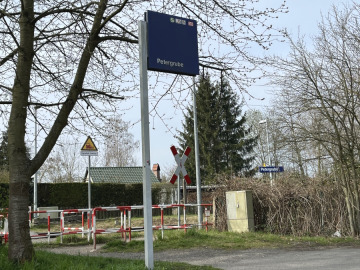 Wohnen in ruhiger, grüner Lage – Renovierte, geräumige 2-Zi.-Whg. mit sonnigem Balkon!, 04552 Borna, Erdgeschosswohnung