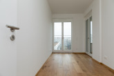 kleines Zimmer - Moderner Neubau aus 2020: 3 Zimmer, offene Küche, große Loggia, hochwertige Ausstattung