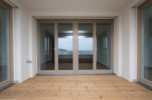 Loggia - Moderner Neubau aus 2020: 3 Zimmer, offene Küche, große Loggia, hochwertige Ausstattung