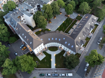 PAULUSVIERTEL: Einzigartige u. attraktive 4-Zi.-Maiss.-Whg. mit Terrasse + Gartenanteil!, 06114 Halle (Saale), Maisonette
