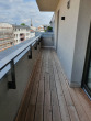 kleine Terrasse straßenseitig