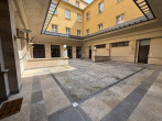 Atrium - Individuelle u. großzügige 2-Zi.-Whg. mit Balkon und attraktiver Ausstattung in historischem Gebäude
